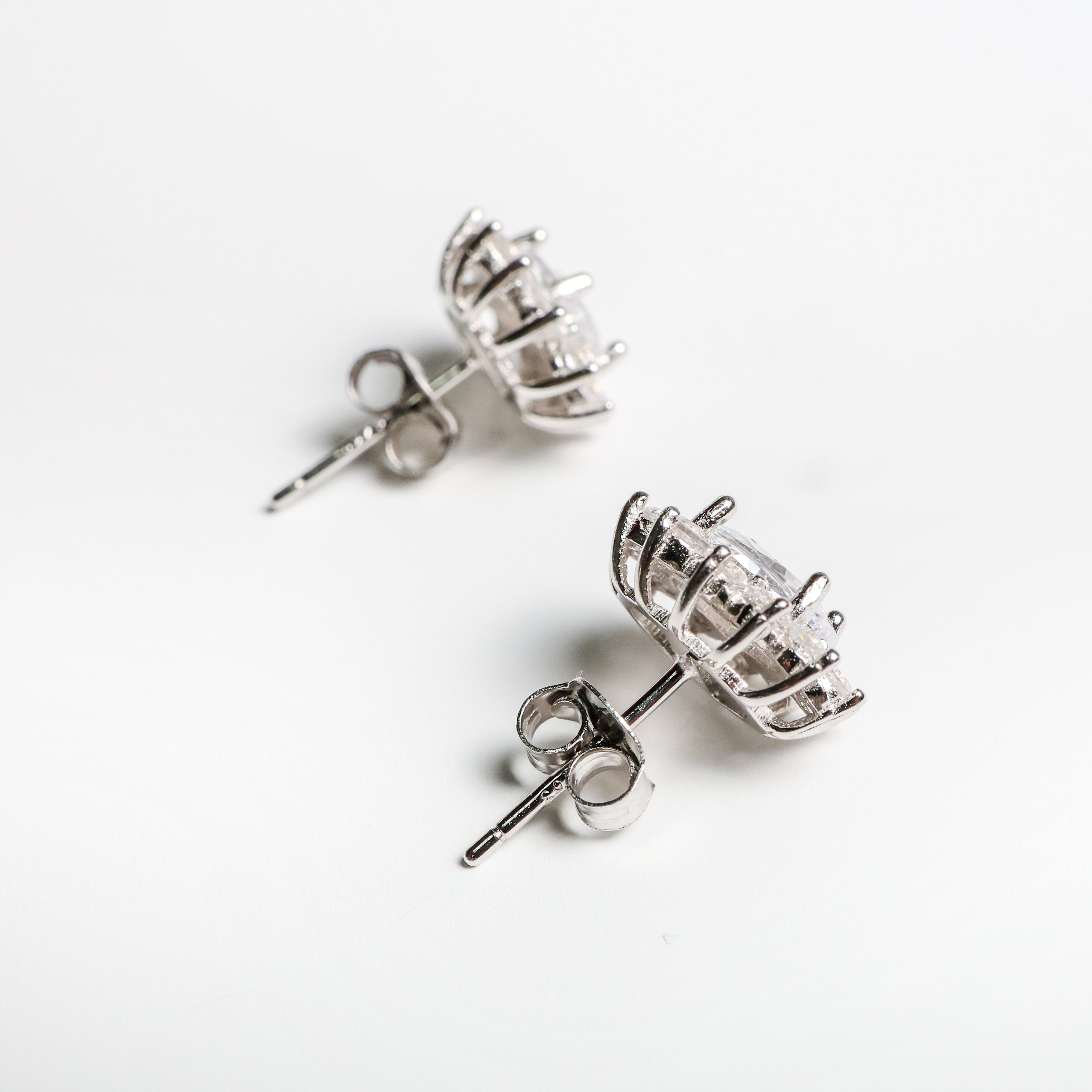 Orecchini in argento e pietra naturale