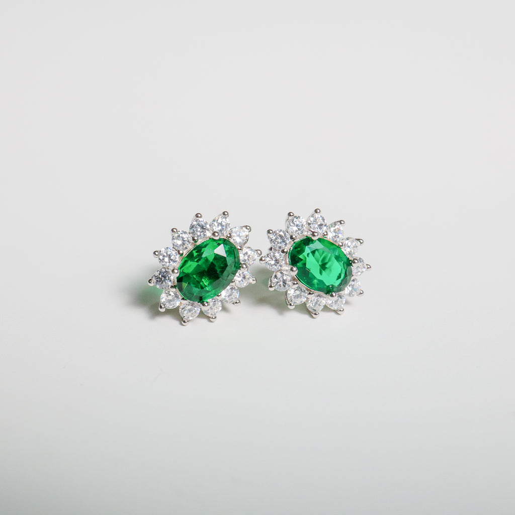 Orecchini in argento con smeraldo verde
