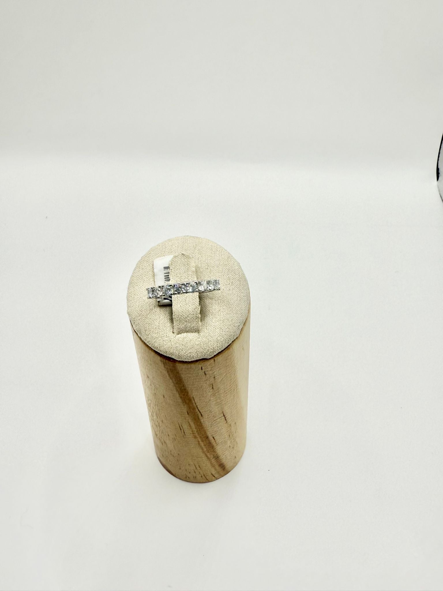 Anello veretta con pietre bianche in argento 925