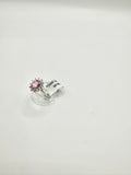 Anello con pietra rosa e zirconi in argento 925
