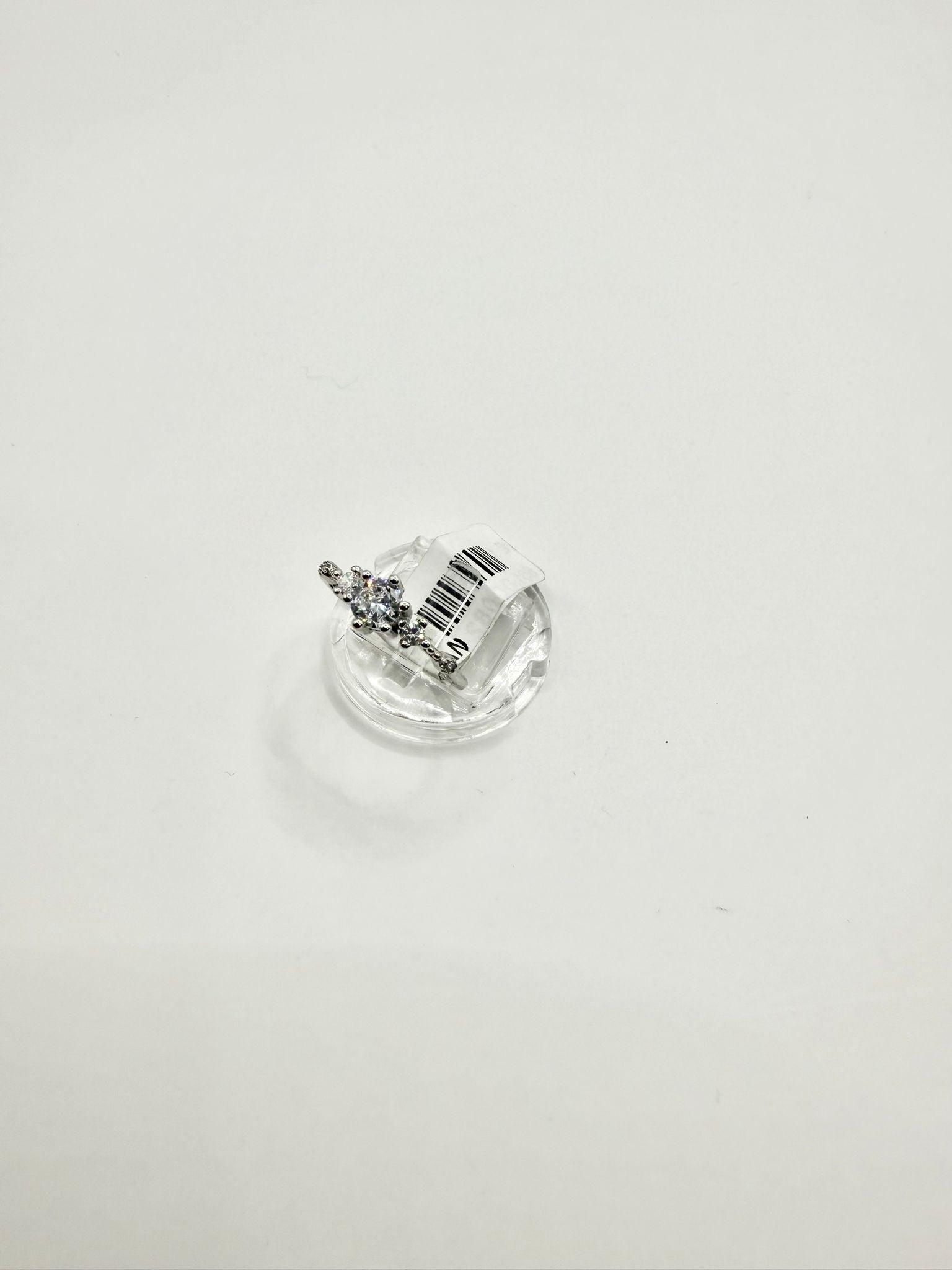 Anello trilogi con particolare lavorazione