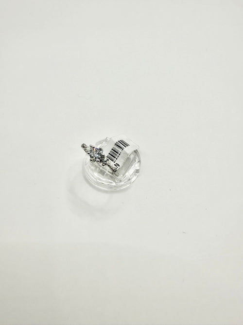 Anello trilogi con particolare lavorazione