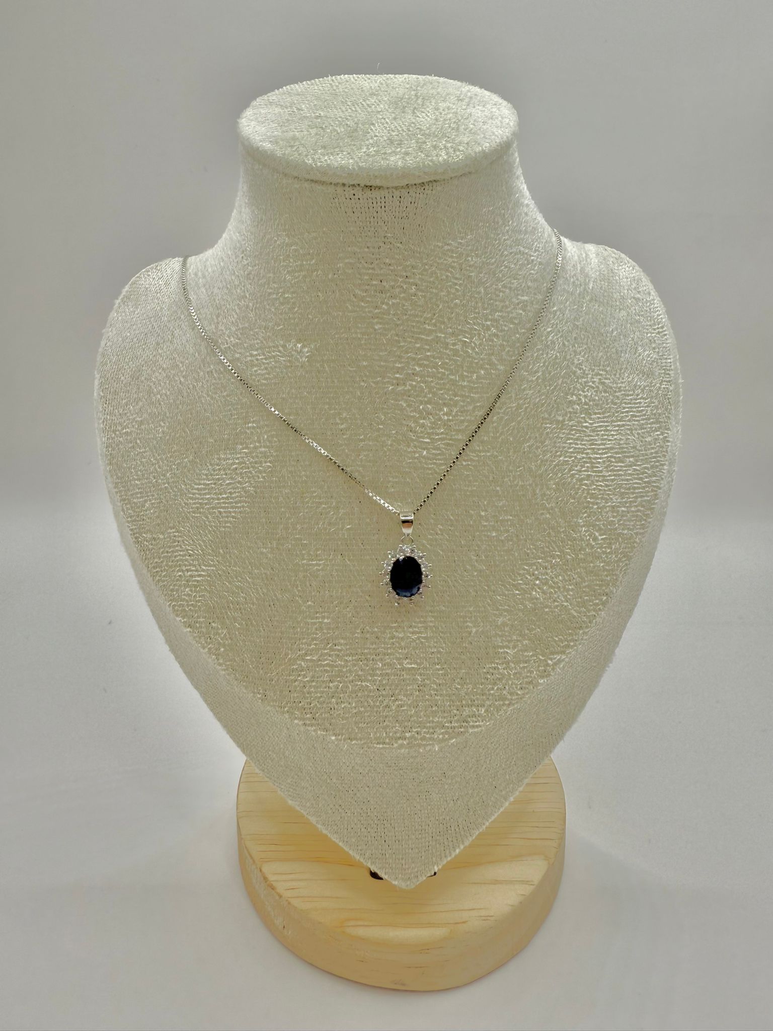 Collana completa in argento 925 con zaffiro blu e zirconi