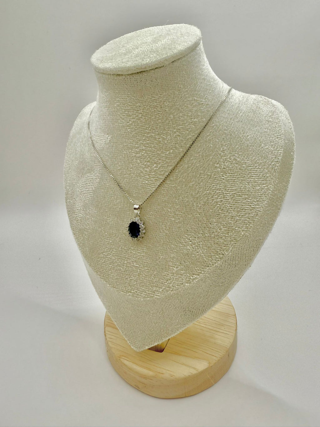 Collana completa in argento 925 con zaffiro blu e zirconi