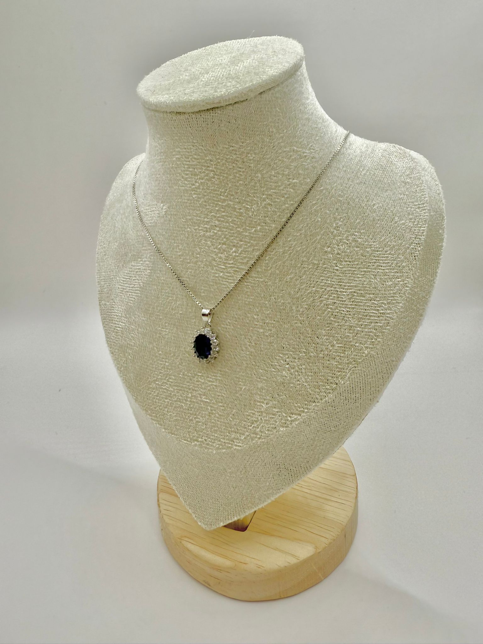 Collana completa in argento 925 con zaffiro blu e zirconi